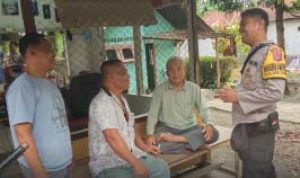 Bhabinkamtibmas Polsek Stabat Brigadir Aipda Jhon Panjaitan Sambangi Warga Binaan Berikan Pesan Kamtibmas