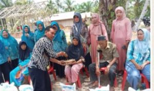 TP-PKK Kab Langkat Serahkan Bantuan