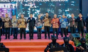 Hadiri Malam Pisah Sambut Kapolda S